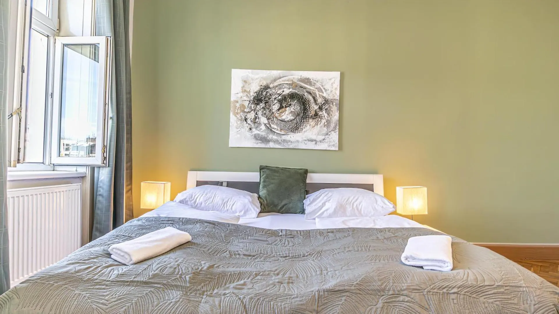 Apartment Cozy 2Br Apt Prime Vienna Location For Longstays