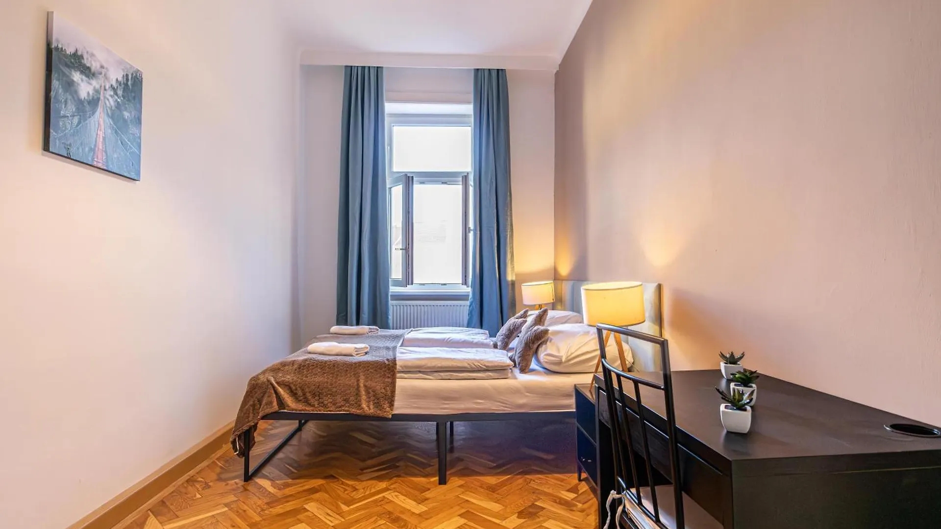Cozy 2Br Apt Prime Vienna Location For Longstays 0*,  Austria