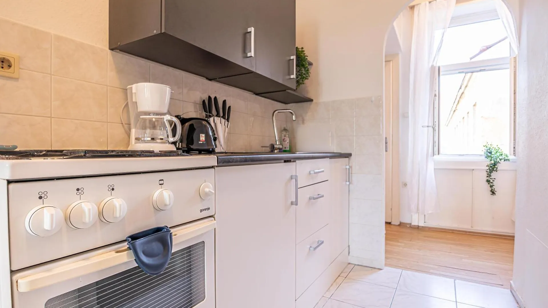 Cozy 2Br Apt Prime Vienna Location For Longstays