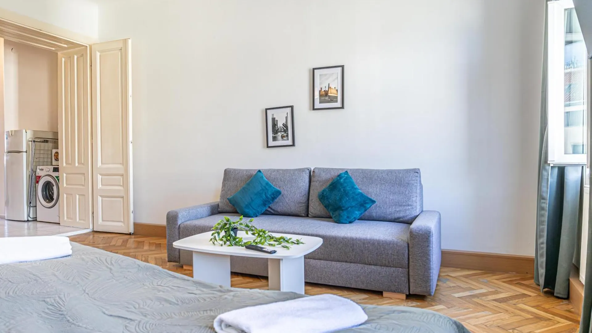 Cozy 2Br Apt Prime Vienna Location For Longstays 0*,  Austria