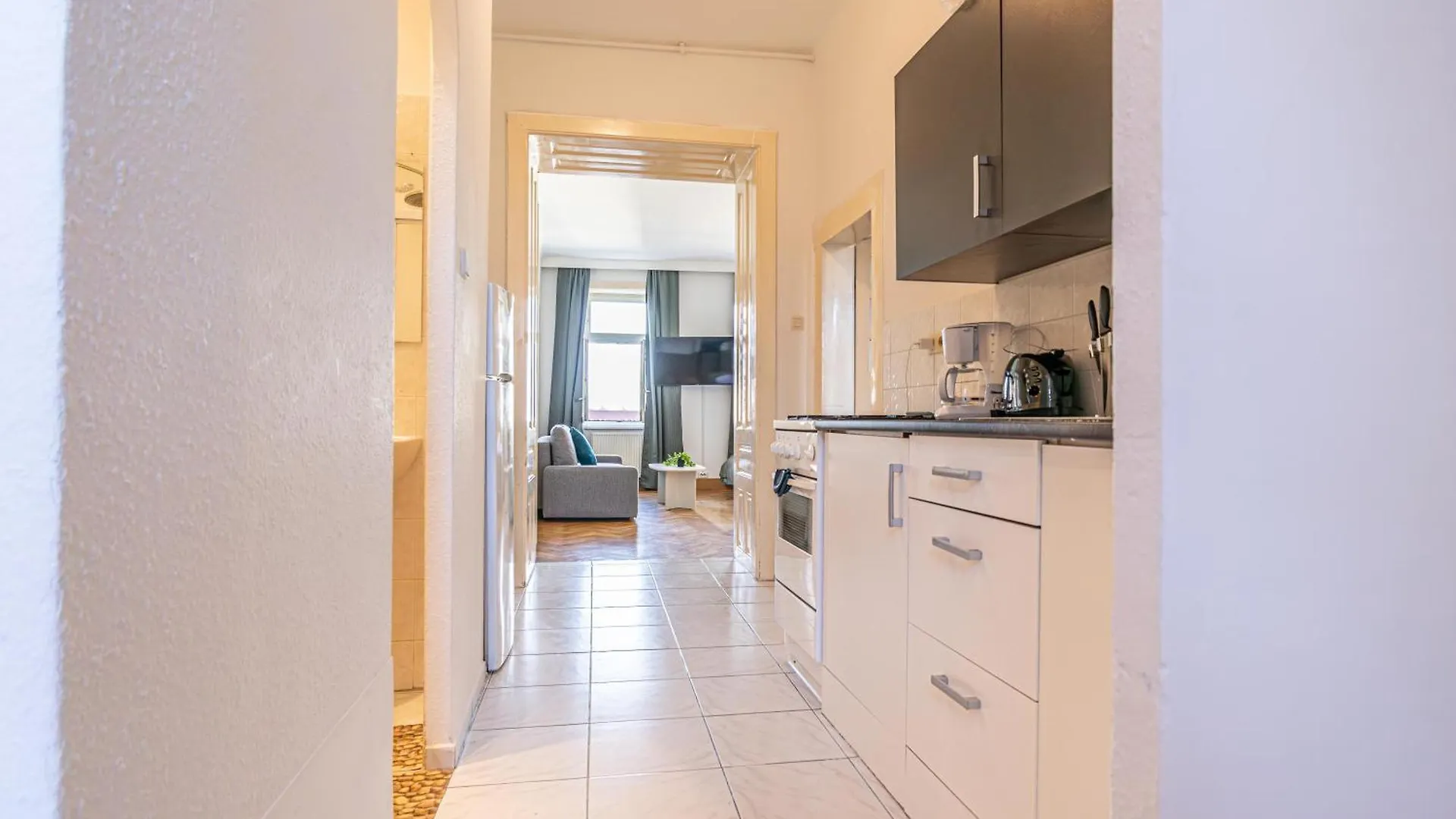 Cozy 2Br Apt Prime Vienna Location For Longstays 0*,